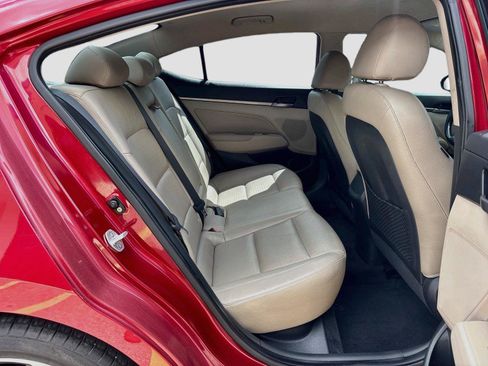 Used 2017 Hyundai Elantra Limited FWD image 25