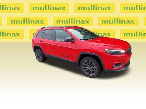 Used 2021 Jeep Cherokee Latitude Lux 80th Anniv w/ Quick Order Package 26U 80TH image 39