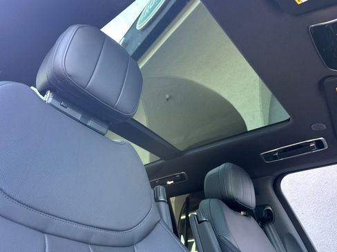 New 2026 Land Rover Range Rover SE AWD/4WD image 11
