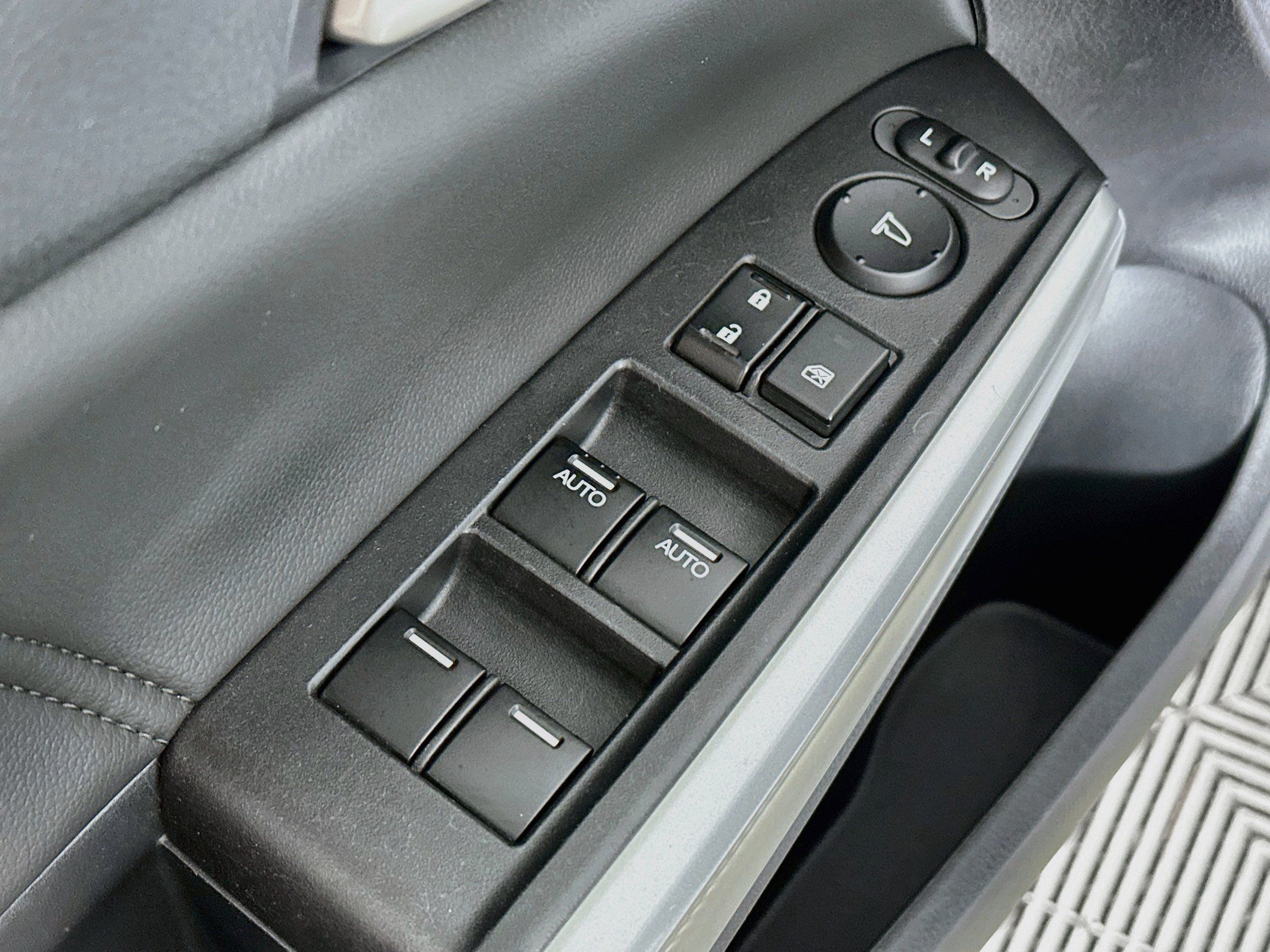 Used 2008 Honda Accord EX-L image 16