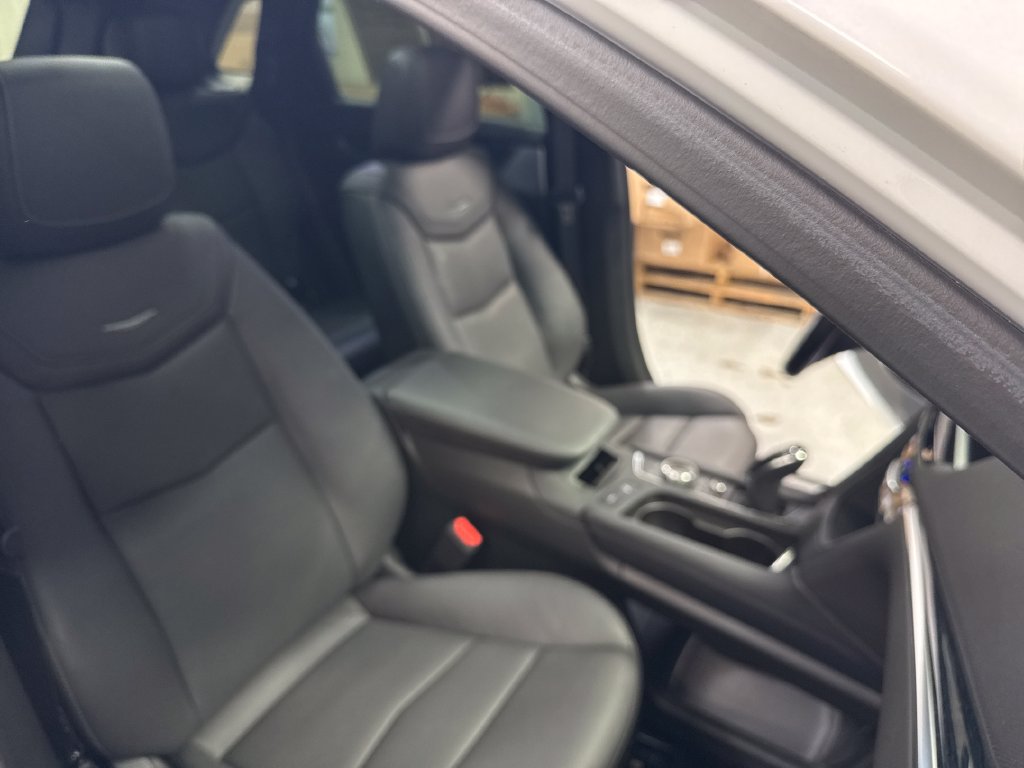 Used 2024 Cadillac XT5 Premium Luxury AWD/4WD image 29