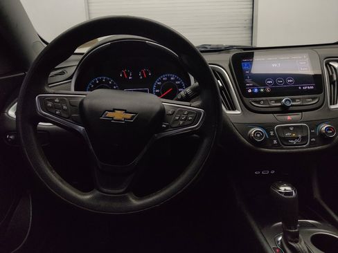Used 2019 Chevrolet Malibu LS FWD image 22