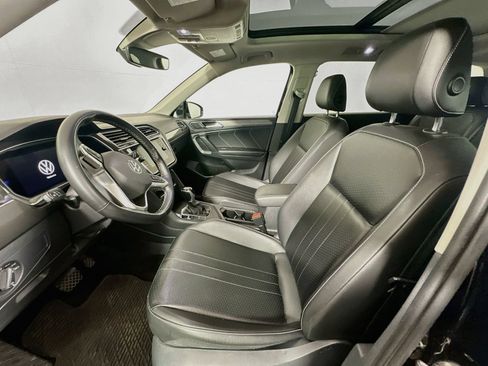 Used 2022 Volkswagen Tiguan SE FWD image 20