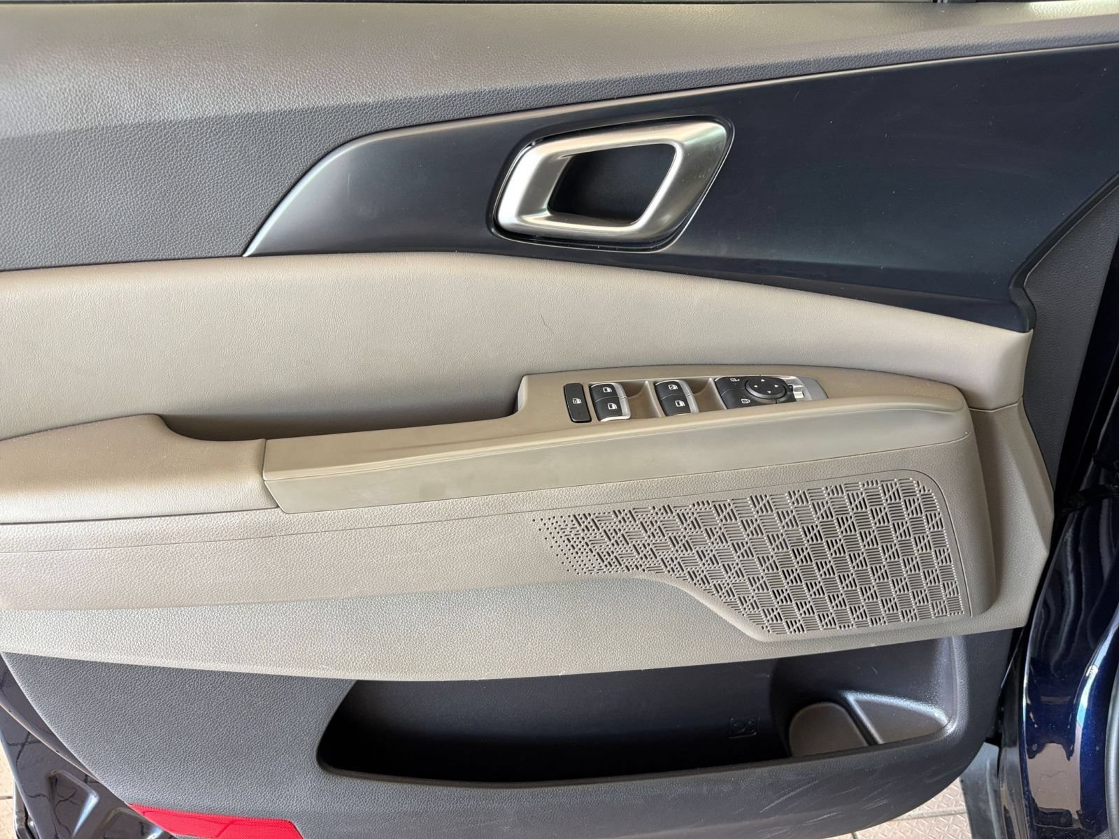 Used 2026 Kia Carnival FWD image 18