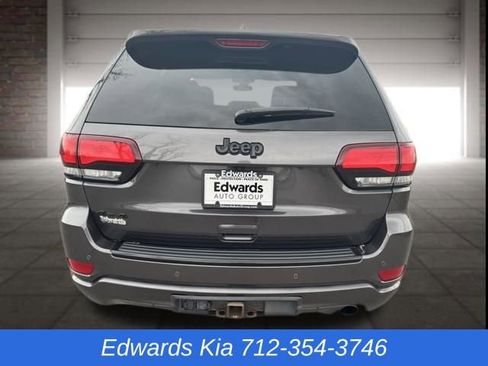 Used 2018 Jeep Grand Cherokee Altitude image 36