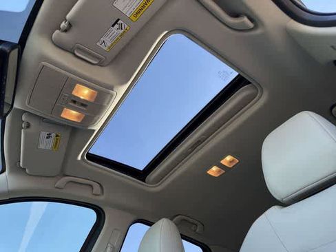 Used 2023 MAZDA CX-5 AWD 2.5 S w/ Premium Package image 16