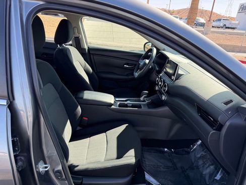 Used 2024 Nissan Sentra SV FWD image 13