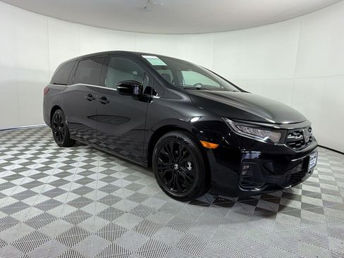 Used 2025 Honda Odyssey Sport-L image 7