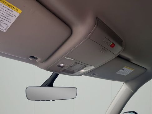 Used 2022 Volkswagen Atlas SE image 38