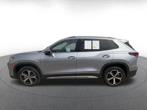 Used 2026 Volkswagen Tiguan SE AWD/4WD image 7