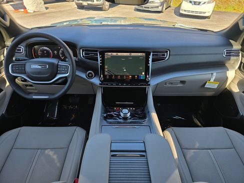 New 2026 Jeep Grand Wagoneer 4WD w/ Premium Group I image 6