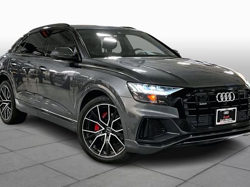 Used 2020 Audi Q8 Prestige w/ Prestige Package image 4