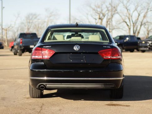 Used 2014 Volkswagen Passat TDI SEL Premium image 6