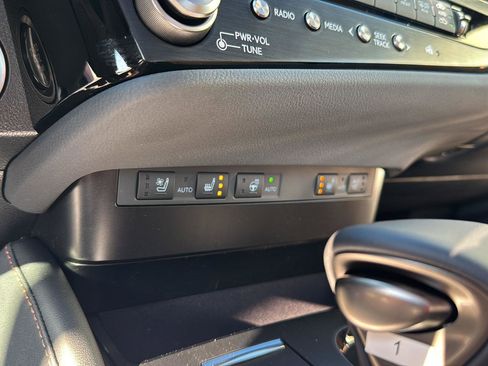 New 2025 Lexus ES 350 w/ Premium Package image 23