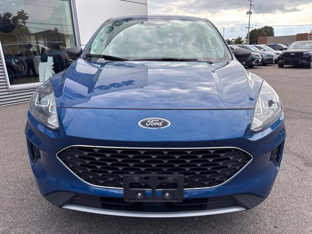Used 2022 Ford Escape SE w/ Convenience Package AWD/4WD image 3