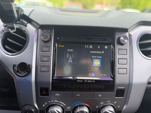 Used 2016 Toyota Tundra SR5 w/ SR5 Upgrade Package image 14