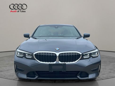 Used 2019 BMW 330i xDrive Sedan w/ Driving Assistance Package AWD/4WD image 2