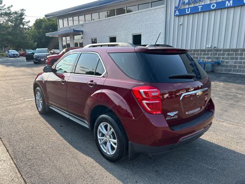 Used 2017 Chevrolet Equinox LT w/ Convenience Package FWD image 5