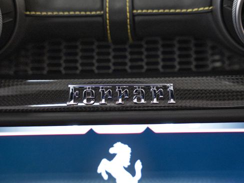 Used 2019 Ferrari Portofino image 47