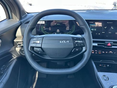 New 2026 Kia Sportage X-Line AWD/4WD image 17