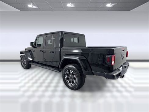 New 2025 Jeep Gladiator Sport w/ Premium Package image 3