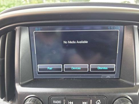 Used 2015 Chevrolet Colorado Z71 AWD/4WD image 27