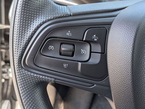Used 2025 Buick Envista Preferred FWD image 24