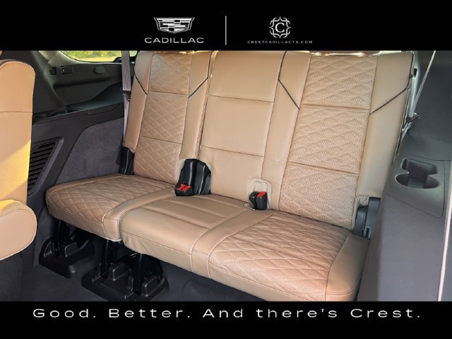 Used 2023 Cadillac Escalade Premium Luxury RWD image 32