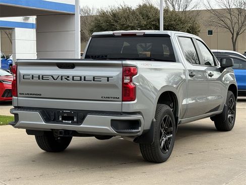 New 2026 Chevrolet Silverado 1500 Custom w/ LPO, Dark Essentials Package image 4