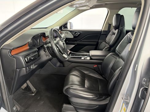 Used 2021 Lincoln Aviator Reserve w/ Equipment Group 201A AWD/4WD image 6