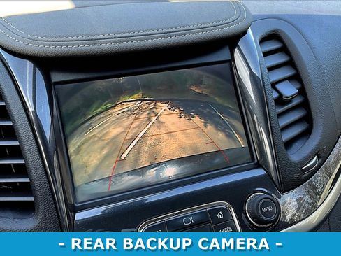 Used 2018 Chevrolet Impala LS FWD image 13