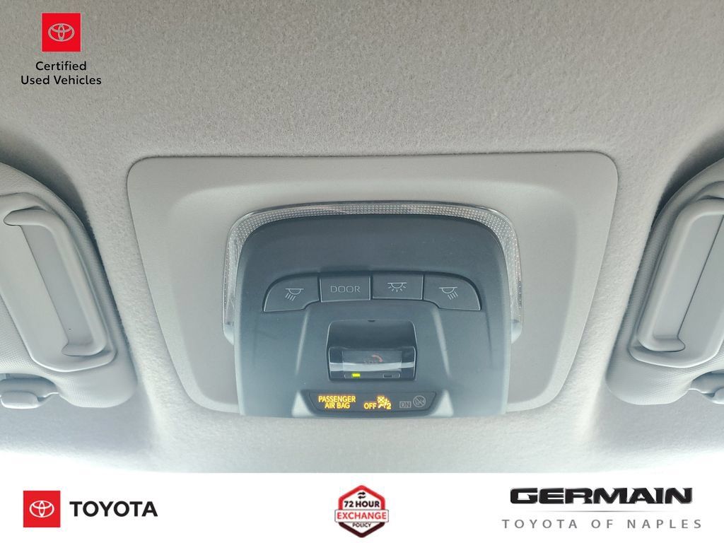 Certified 2024 Toyota Corolla Cross LE AWD/4WD image 35