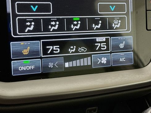 Certified 2023 Subaru Outback Limited XT image 28