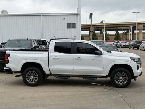 Used 2023 Chevrolet Colorado LT w/ LT Convenience Package RWD image 3