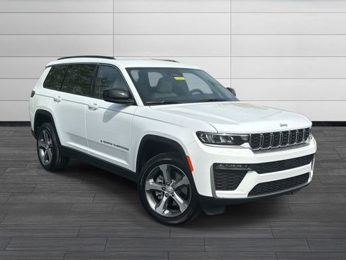 New 2026 Jeep Grand Cherokee L Limited AWD/4WD image 2