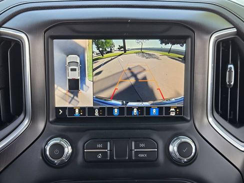 Used 2021 GMC Sierra 1500 AT4 w/ AT4 Premium Package AWD/4WD image 15