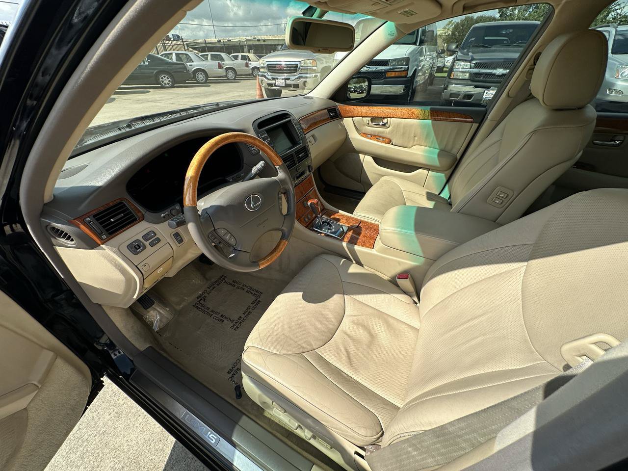 Used 2005 Lexus LS 430 RWD image 22