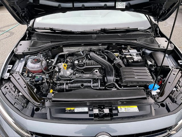Used 2026 Volkswagen Jetta SEL FWD image 21