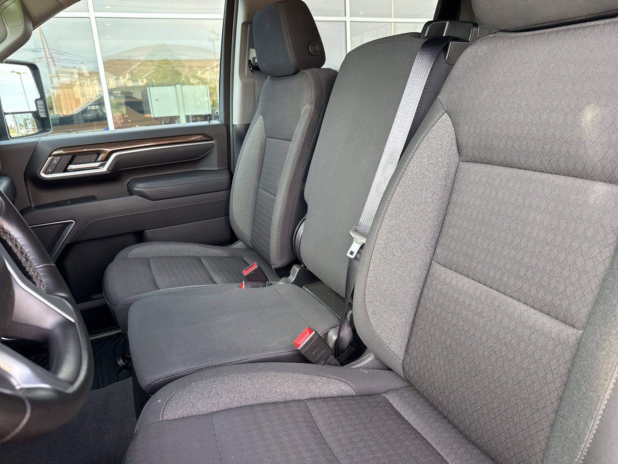 Used 2025 Chevrolet Silverado 2500 LT w/ Convenience Package AWD/4WD image 15