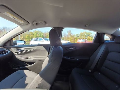 Used 2024 Chevrolet Malibu LS image 12