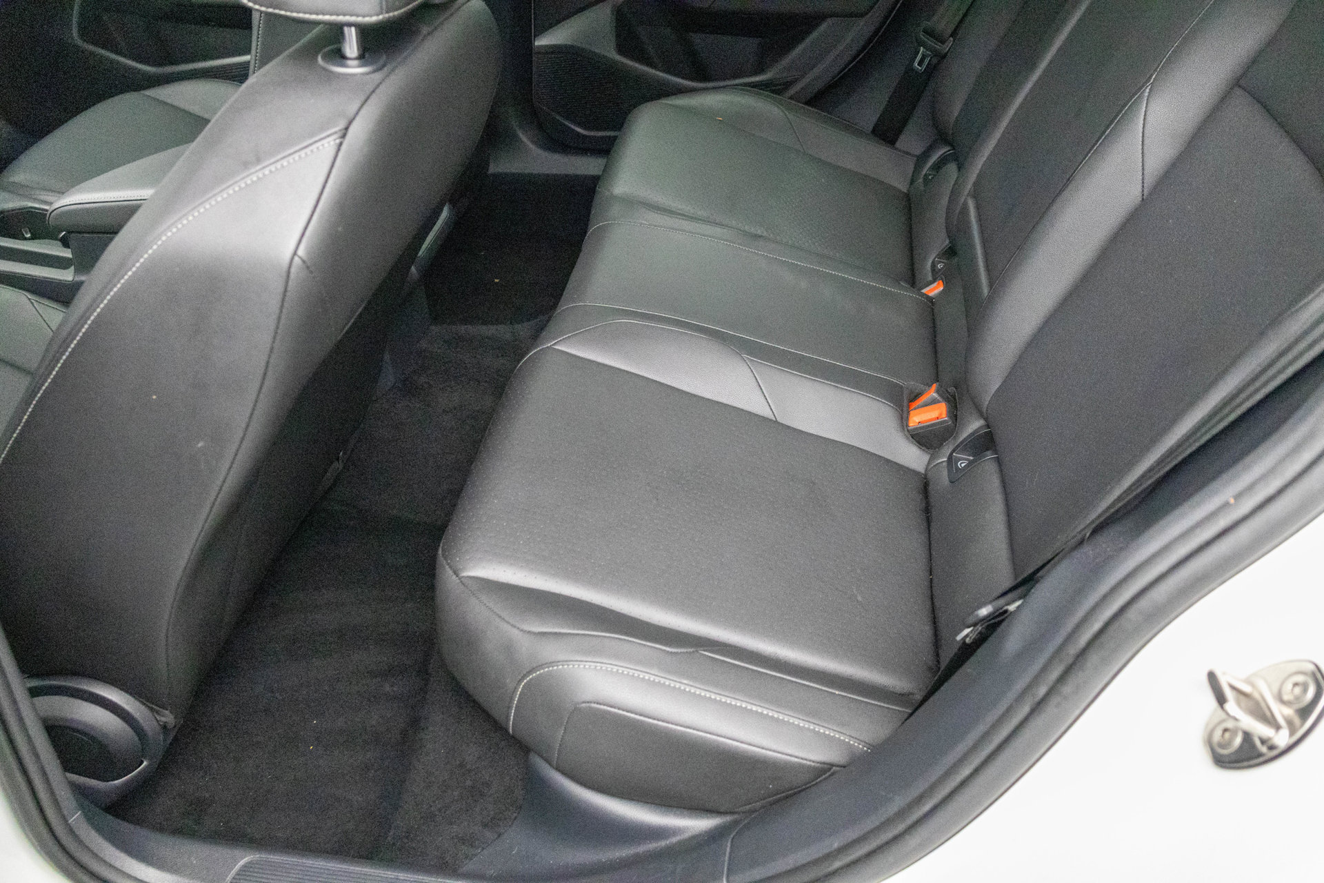 Used 2019 Volkswagen Jetta SEL w/ Cold Weather Package FWD image 22