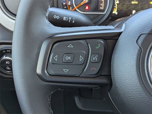 New 2025 Jeep Gladiator Sport image 25