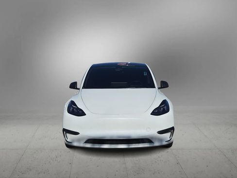 Used 2022 Tesla Model Y Performance image 4
