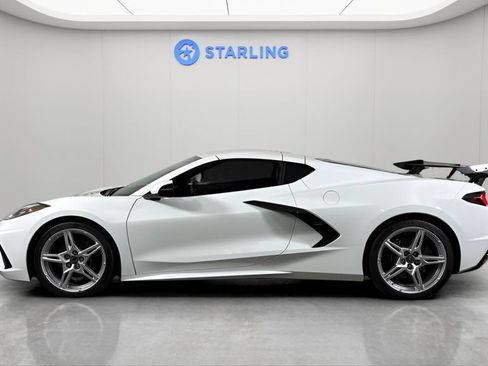 Used 2023 Chevrolet Corvette Stingray Coupe w/ 1LT RWD image 3