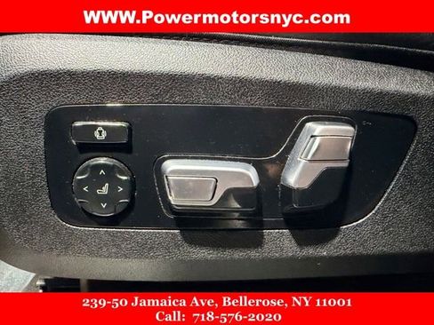 Used 2022 BMW X7 xDrive40i w/ Premium Package image 41