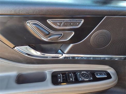 Certified 2024 Lincoln Corsair Reserve w/ Equipment Group 201A image 8