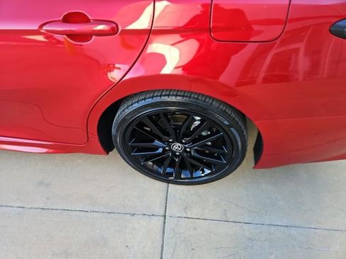 Used 2024 Toyota Camry XSE w/ Navigation Package image 11