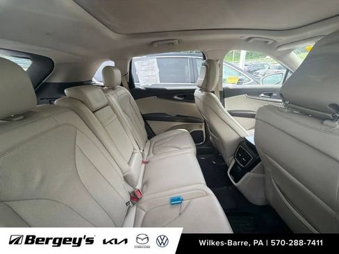 Used 2020 Lincoln Nautilus Reserve AWD/4WD image 14