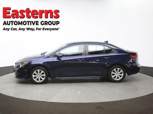 Used 2022 Toyota Corolla LE image 59