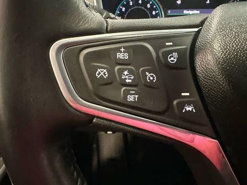 Used 2022 Chevrolet Equinox Premier FWD image 15